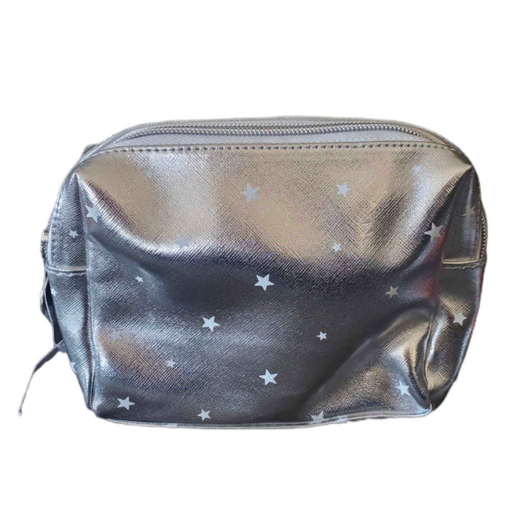 It Cosmetics star print makeup bag